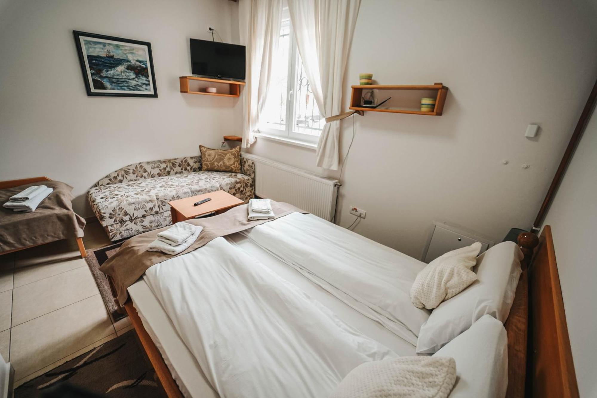 B&B Passage Sremska Mitrovica Exterior photo